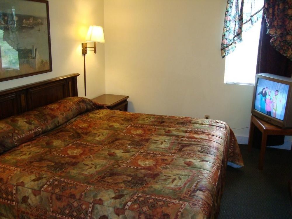 Town House Motel توبيلو الغرفة الصورة